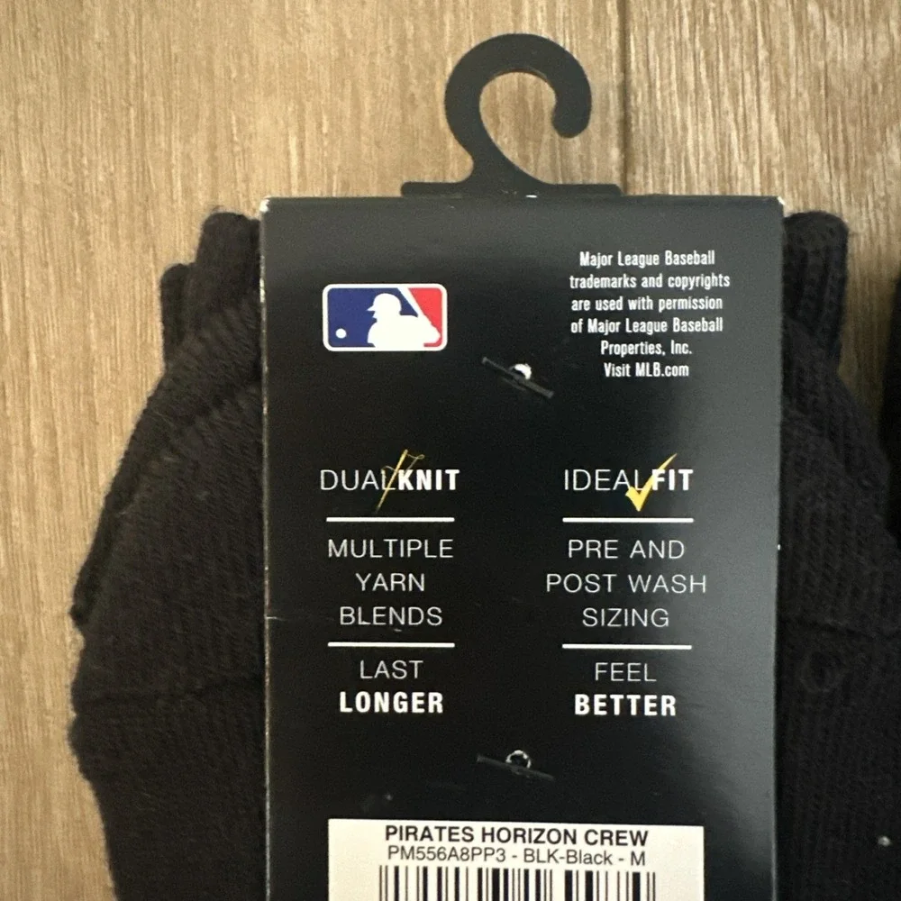 Pittsburgh Pirates Buccos MLB Crew Socks 2 Pr Athletic Fit‎ Med Y1-6,W3-8 NEW